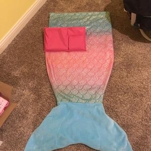 Justice Mermaid tail blanket
